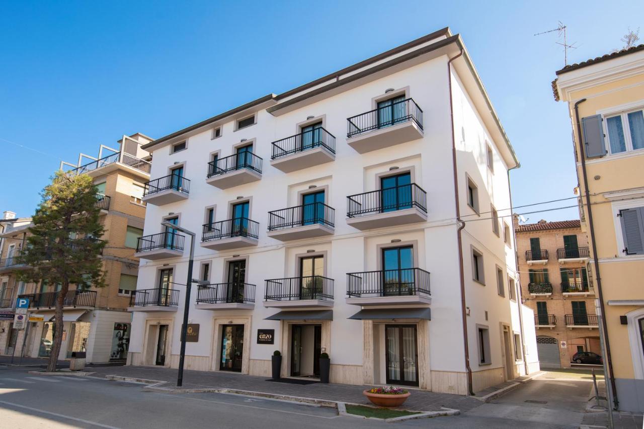 Hotel Enzo Porto Recanati Exterior photo